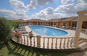 Фотографии объекта
							Отель «Лео Палас» Черноморское, Крым