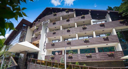 Отель Villa Adriano 4* Эсто-Садок - официальный сайт