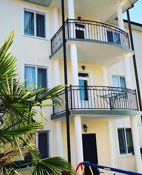 Отель «Дельфин» Сухум, Абхазия