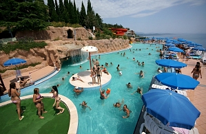 Фотографии объекта
							Аквапарк «Миндальная роща» Алушта, Крым