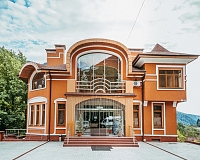 Отель Alm House (п. Красная Поляна)