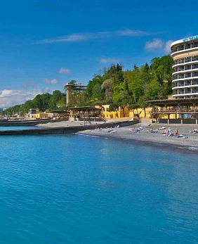 Санатории Сочи на берегу моря с собственным пляжем