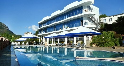 Отель Маджестик Алушта - официальный сайт