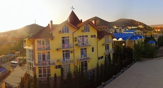 Отель Лазурный Коктебель - официальный сайт