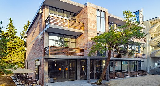 Отель Bruni Loft Hotel Цандрипш - официальный сайт