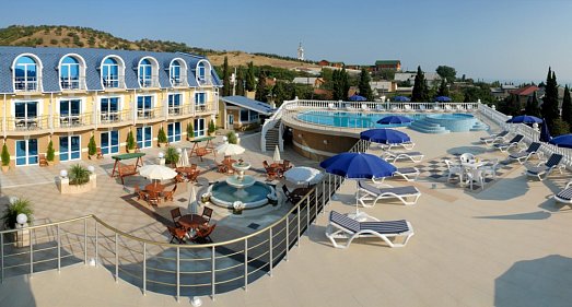 Отель Вилла Арго Алушта - официальный сайт