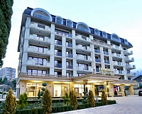 Отель Гранд Отель Прибой в Сочи, вид снаружи Отель Гранд Отель Прибой (Сочи)