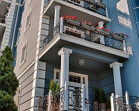 Отель Абхазская роза (Гагра)