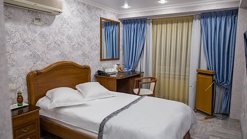 Гостиница Кристалл Люкс #1