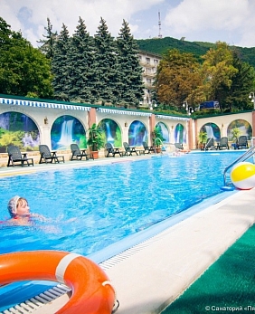 Санатории 4 звезды с бассейном Пятигорска