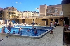 Фотографии объекта
							Отель «Морской рай» Витязево