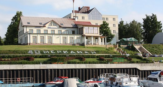 Отель 40-й меридиан Яхт-клуб Новорязанское шоссе - официальный сайт