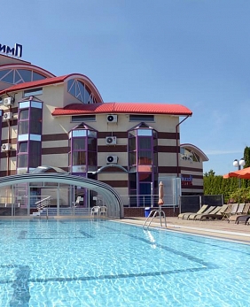 Отели Светлогорска с бассейном